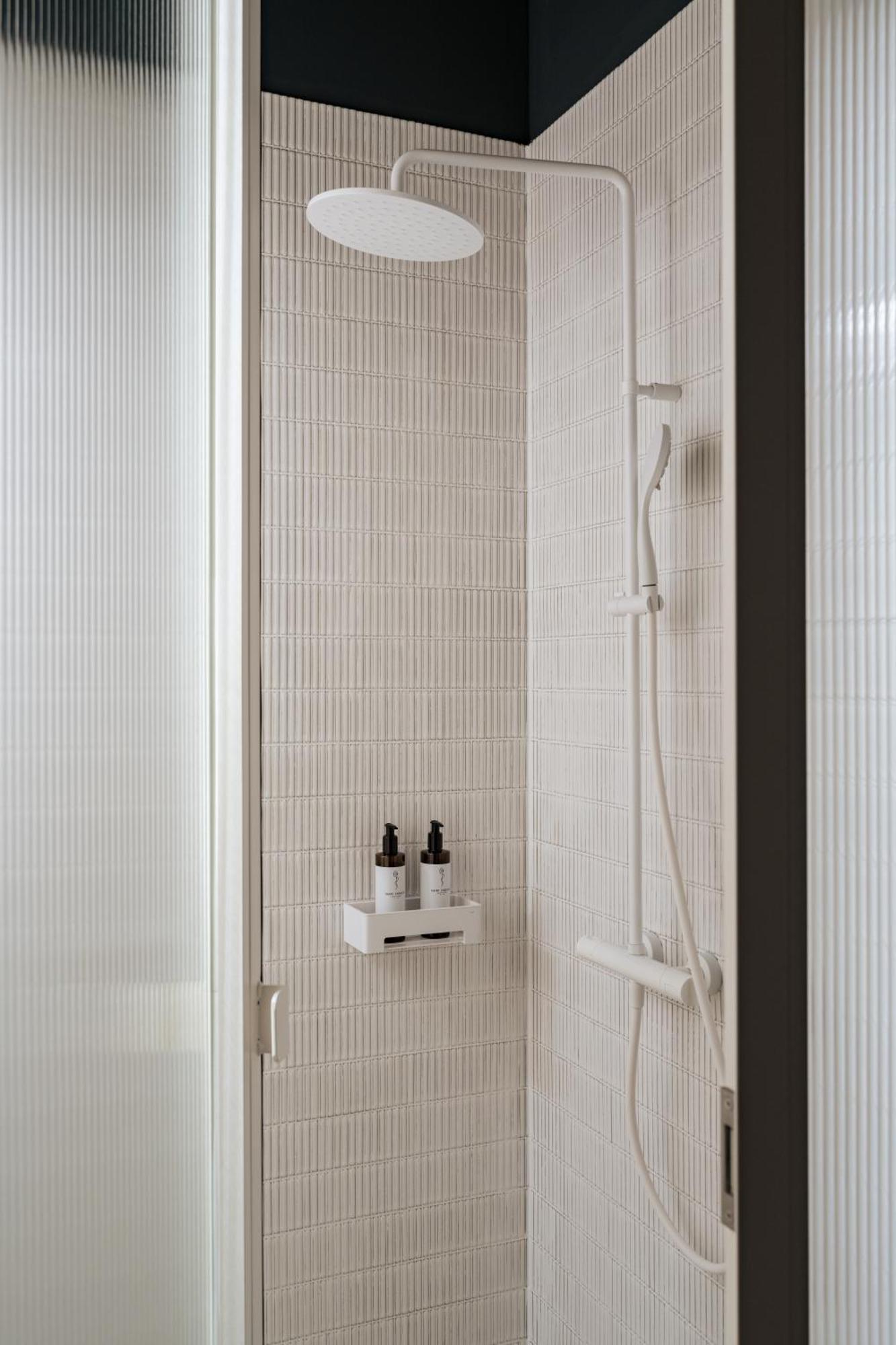 Rooms By Wolfensson - Boutique Hotel Wenen Buitenkant foto